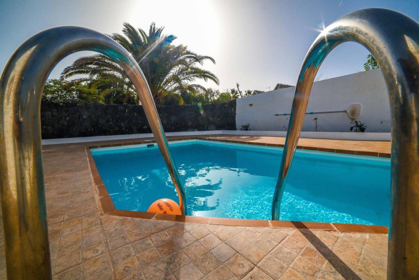Вілла Agradable Y Familiar Con Piscina Casa Inima Плайя-Бланка Екстер'єр фото
